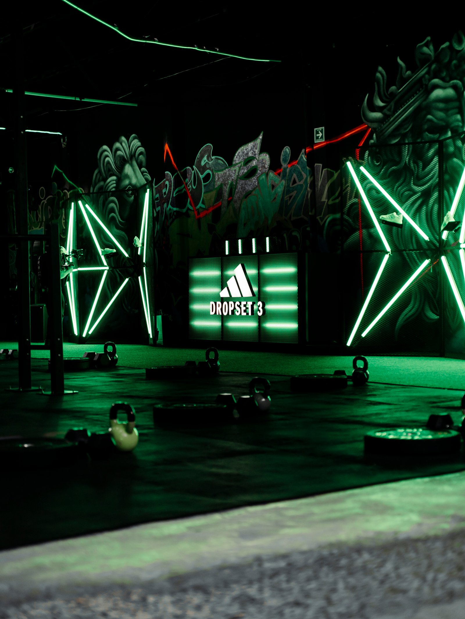 Adidas Dropset 3 - Gallery image 2